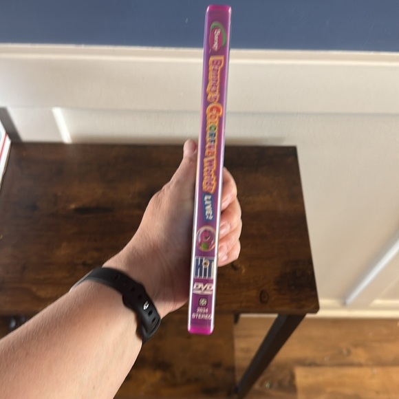 Rare - Barney's Colorful World! Live! DVD - Picture 3 of 4